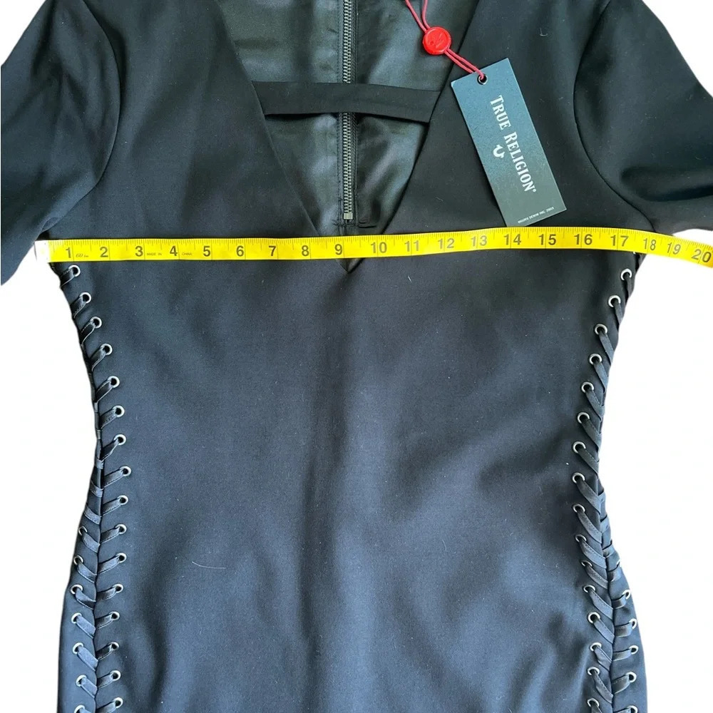 True Religion Size M Black Bodycon Long Sleeve Lace-Up Side Dress New - Picture 6 of 7